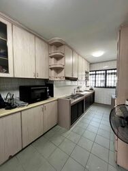 Blk 331 Woodlands Avenue 1 (Woodlands), HDB Executive #555315391